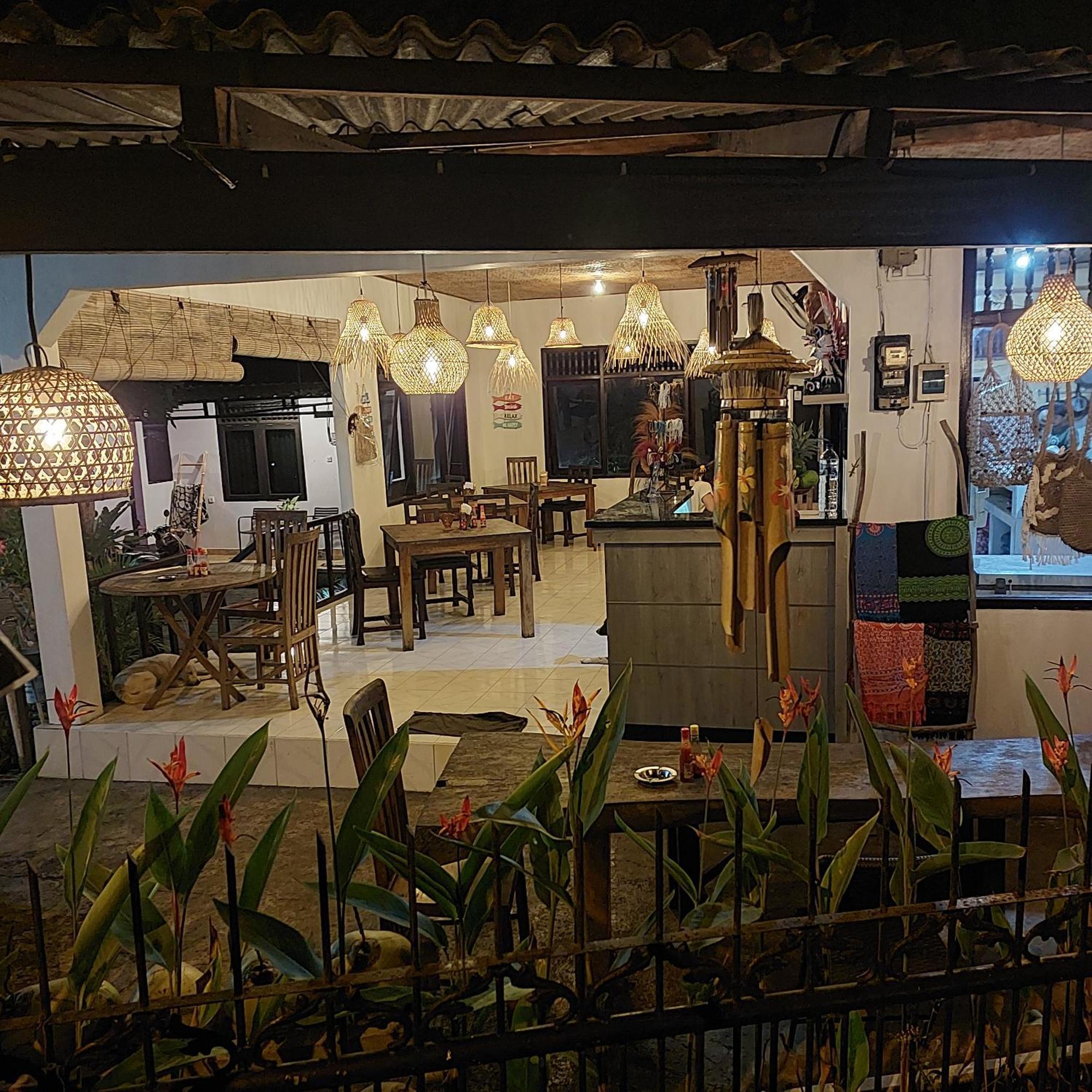 Padang-Padang Sari Homestay Uluwatu Habitación foto
