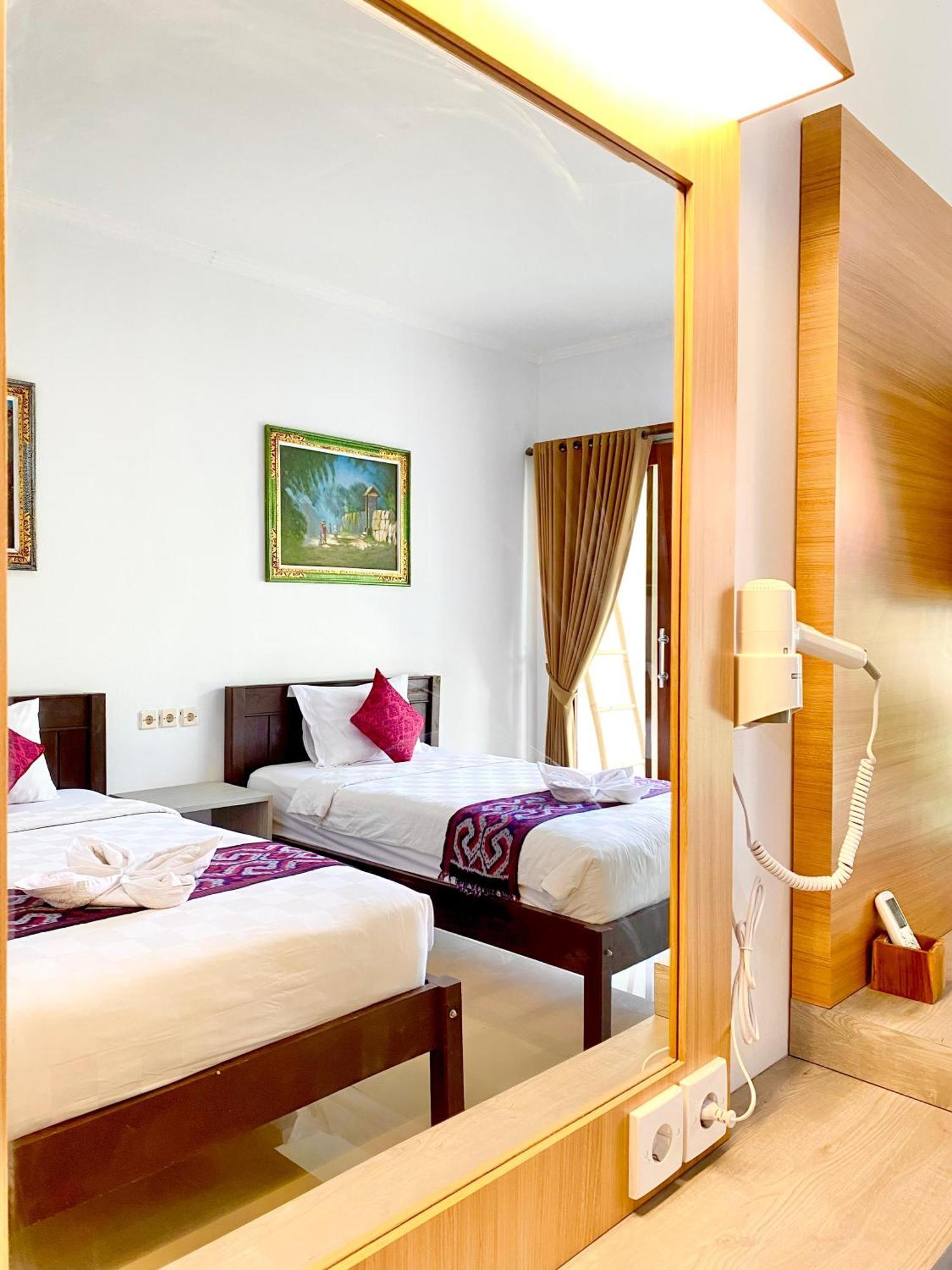 Padang-Padang Sari Homestay Uluwatu Exterior foto