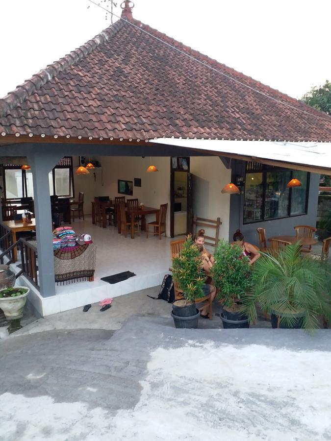 Padang-Padang Sari Homestay Uluwatu Exterior foto